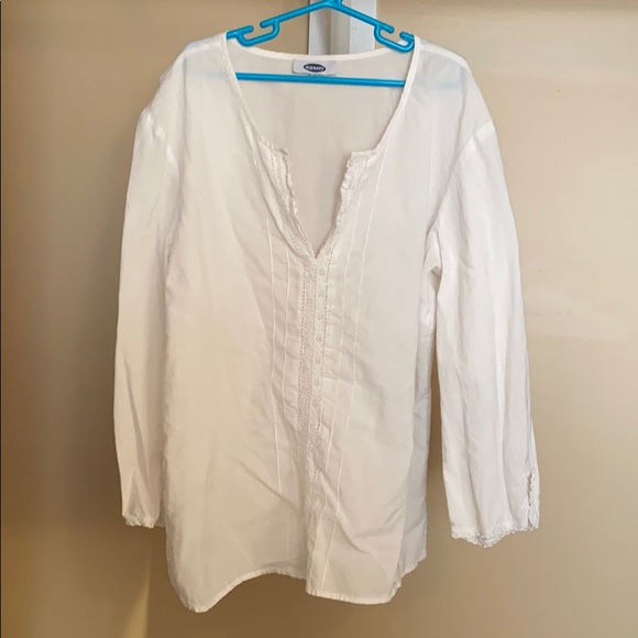 Size small blouse bundle - Picture 4 of 4